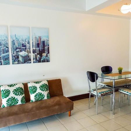 Forbes Area Bgc Taguig Manilaアパートメント エクステリア 写真
