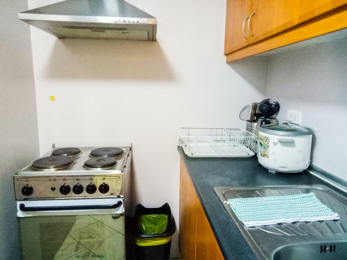 Forbes Area Bgc Taguig Manilaアパートメント エクステリア 写真