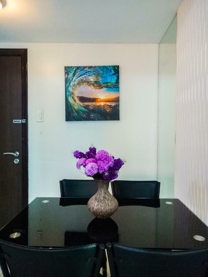 Forbes Area Bgc Taguig Manilaアパートメント エクステリア 写真