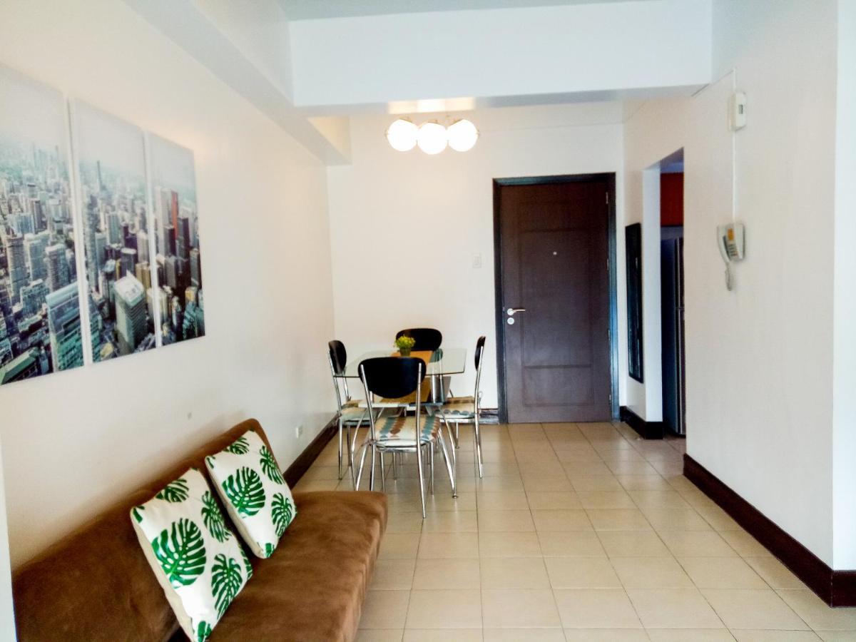 Forbes Area Bgc Taguig Manilaアパートメント エクステリア 写真