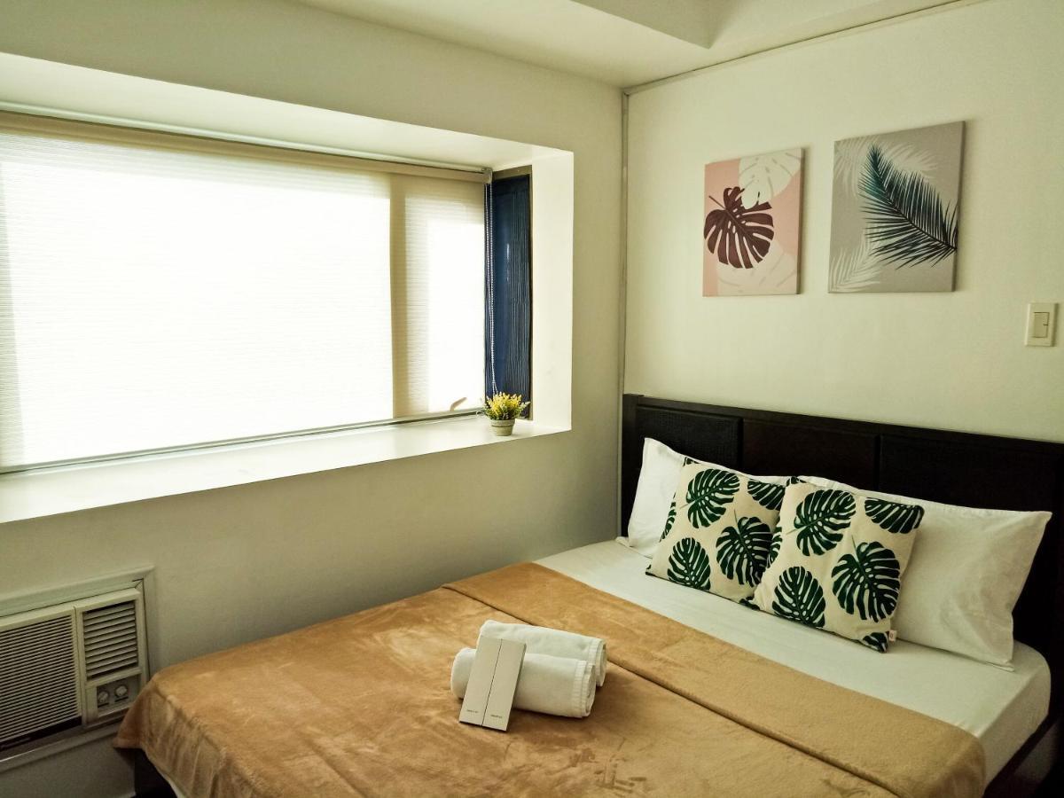 Forbes Area Bgc Taguig Manilaアパートメント エクステリア 写真