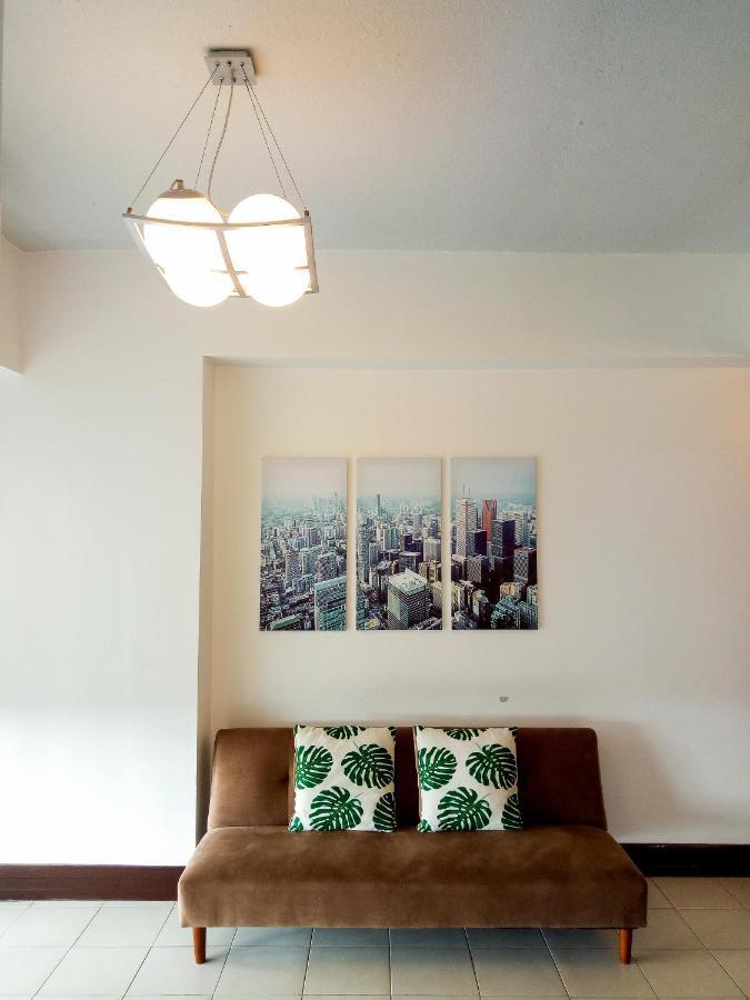 Forbes Area Bgc Taguig Manilaアパートメント エクステリア 写真