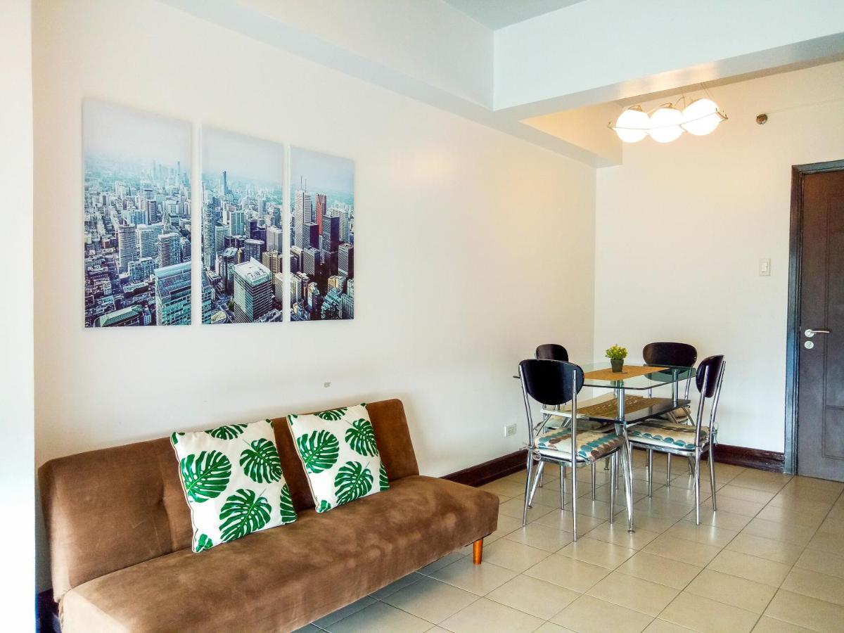 Forbes Area Bgc Taguig Manilaアパートメント エクステリア 写真